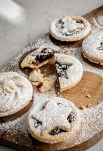 Load image into Gallery viewer, Homemade Mince Pies
